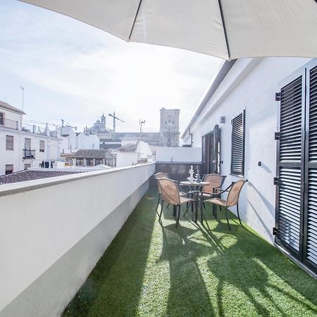 Apartamento Atico Real Suites Granada Ngoại thất bức ảnh