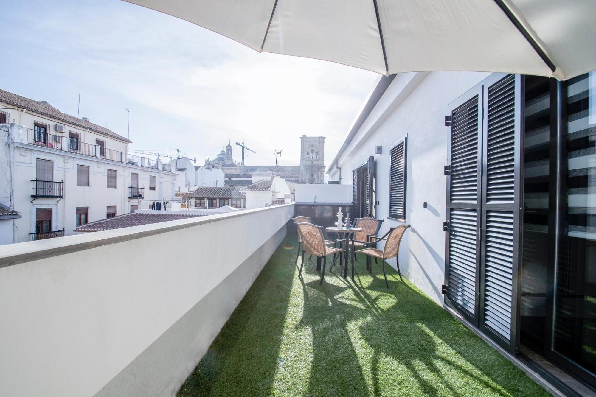 Apartamento Atico Real Suites Granada Ngoại thất bức ảnh