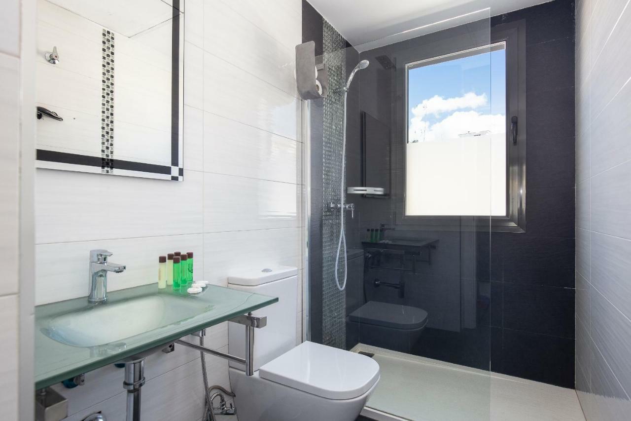 Apartamento Atico Real Suites Granada Ngoại thất bức ảnh